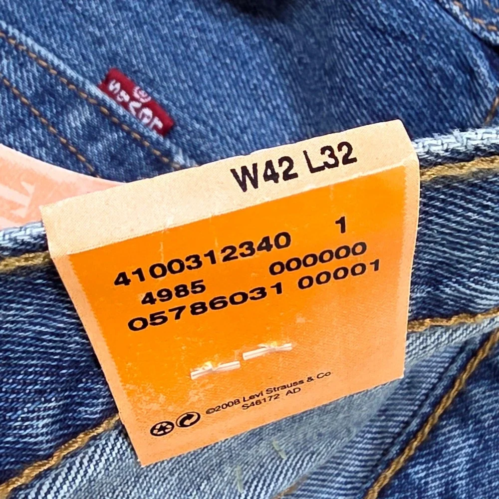 Levi's 501 Original Fit Mens 42x32 Blue Straight Leg Button Fly Jeans 00501-0193